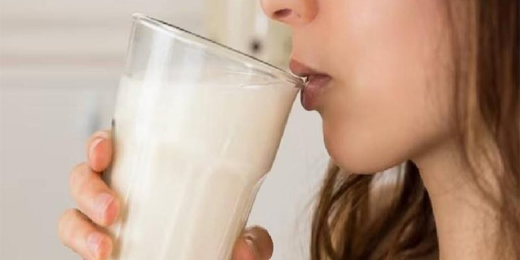 ডায়াবেটিস থাকলে দুধ খাওয়া কি ঝুঁকির?
