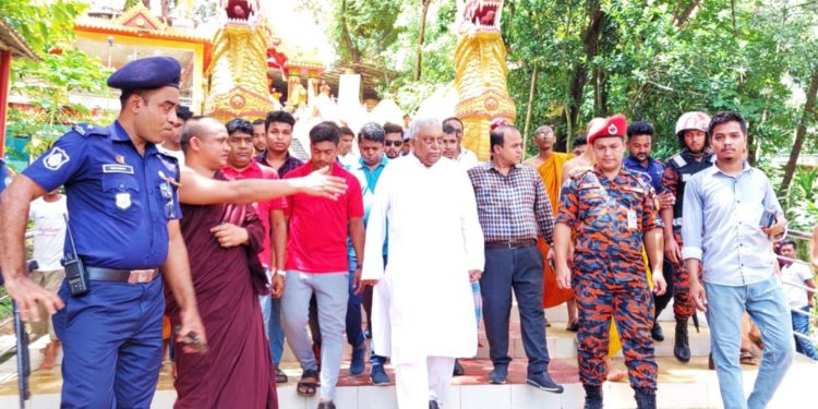 রামুতে স্বরাষ্ট্রমন্ত্রী আসাদুজ্জামান খান কামাল