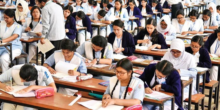 SSC Result 2023 : এসএসসি রেজাল্ট দেখার নিয়ম জেনে নিন এখনই