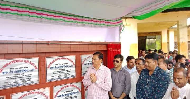 লামা ও আলীকদমে ২২ কোটি ৪২ লাখ টাকার উন্নয়ন প্রকল্প উদ্বোধন করলেন পার্বত্য মন্ত্রী