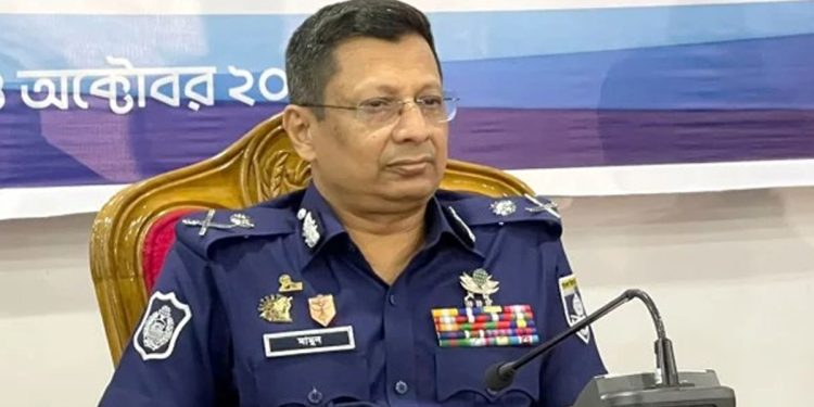 সিনিয়র সচিব পদমর্যাদা পেলেন পুলিশ প্রধান