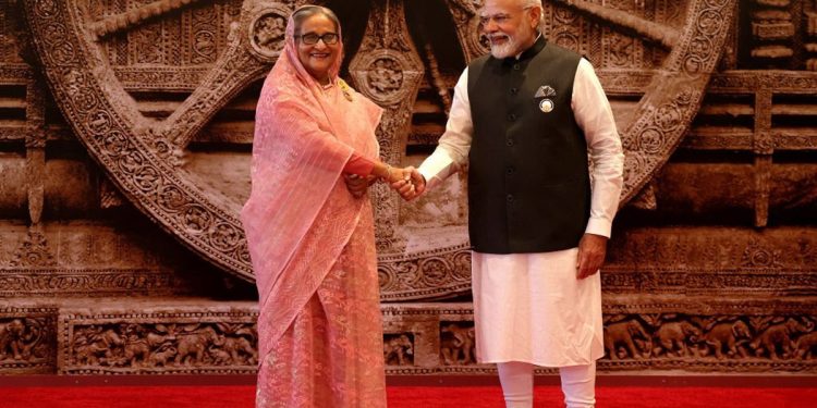 জি-২০ সম্মেলনের আনুষ্ঠানিকতা শুরু, বিশ্বনেতাদের বরণ করছেন মোদি
