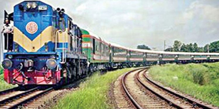 চট্টগ্রাম-কক্সবাজার রুটে পরীক্ষামূলকভাবে ট্রেন চলাচল অক্টোবরে