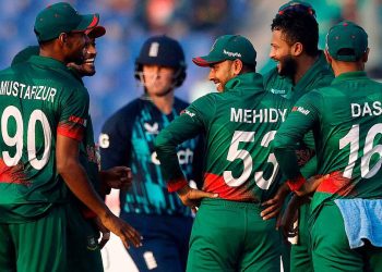বিশ্বকাপের দল ঘোষণা, বাদ তামিম আছেন মাহমুদউল্লাহ