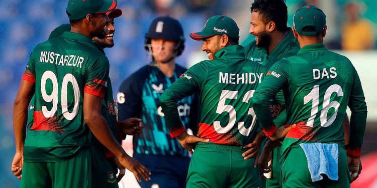 বিশ্বকাপের দল ঘোষণা, বাদ তামিম আছেন মাহমুদউল্লাহ