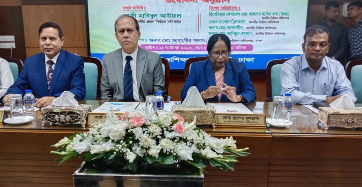 ডিসি-এসপিদের দলীয় দৃষ্টিভঙ্গির বাইরে থাকার নির্দেশ সিইসির