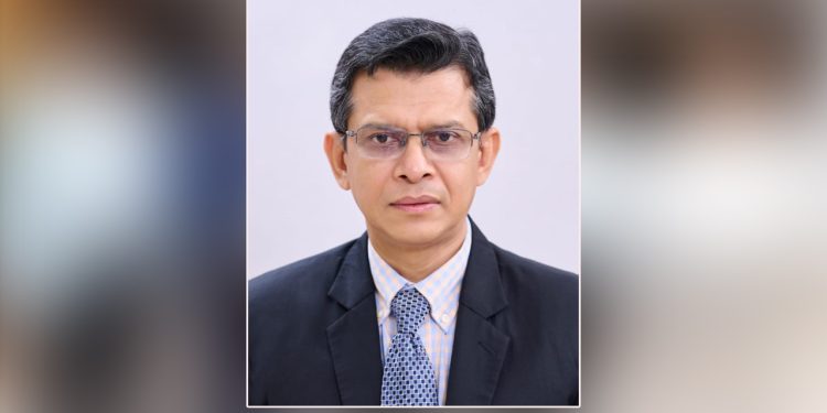 আরও এক বছর পদে থাকছেন মন্ত্রিপরিষদ সচিব