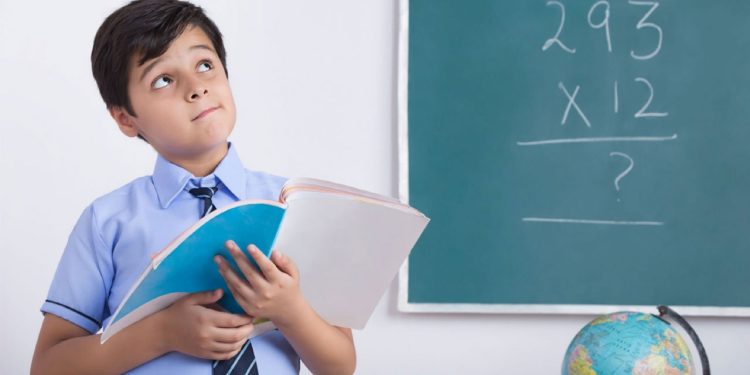 শিশু গণিতে ভালো না? যেভাবে উন্নতি করবেন