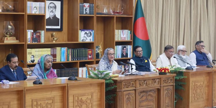 নির্বাচন হবে এবং সময়মতোই হবে : প্রধানমন্ত্রী