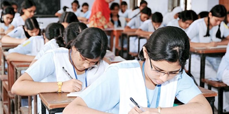 নবম শ্রেণিতে থাকছে না বিজ্ঞান-মানবিক বিভাগ, প্রশাসনিক অনুমোদন