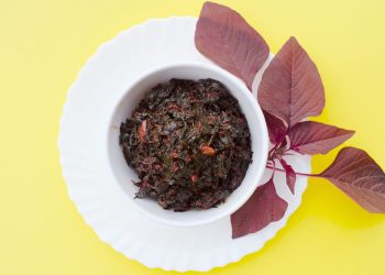 শীতে লালশাক কেন খাবেন?