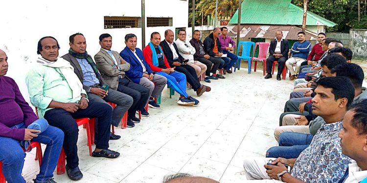 নৌকা প্রতীকের কমলের নির্বাচনী প্রচারণায় রামু সোনালী অতীত ফুটবল ক্লাব