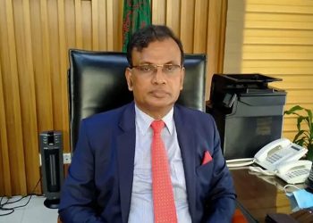 ভোট কেন্দ্রে না যেতে লিফলেট বিতরণ করলে ব্যবস্থা