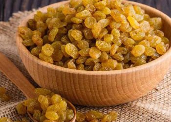শীতে প্রতিদিন কিশমিশ খেতে হবে যেসব কারণে