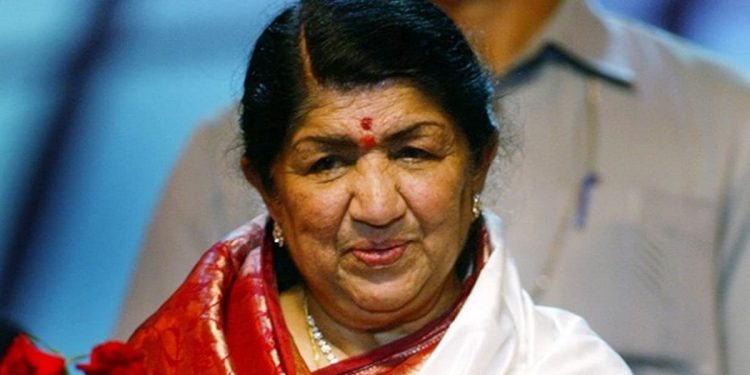 বিয়ে করেননি লতা মঙ্গেশকর, ২০০ কোটির সম্পত্তি কে পাবেন