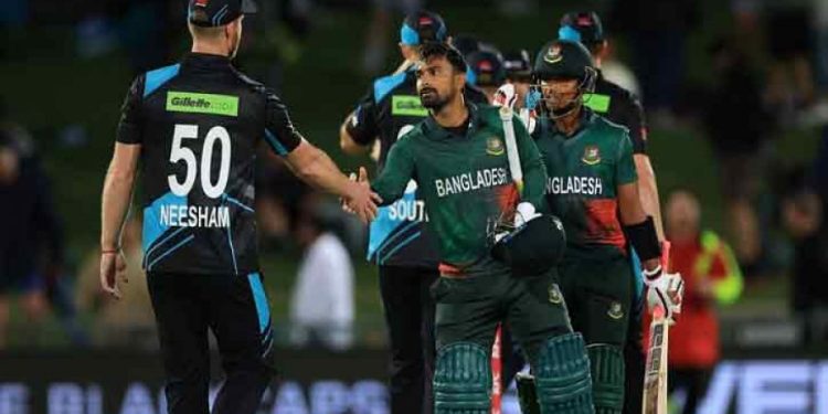 কিউইদের ডেরায় বাংলাদেশের ‘তিনে তিন’