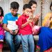 শিশুকে মোবাইল ফোন থেকে দূরে রাখবেন যেভাবে