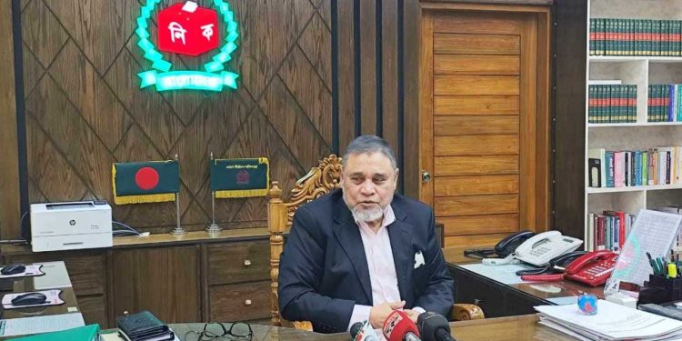 জমি পাহারার মতো ভোটকেন্দ্র পাহারা দিতে হবে