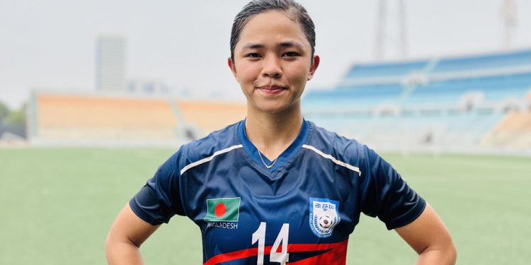 সুমাইয়াকে হুমকির বিরুদ্ধে ব্যবস্থা নেবে বাফুফে