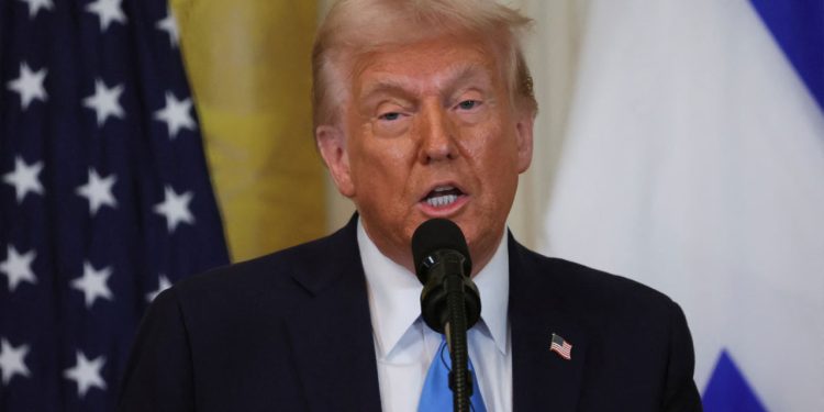 তৃতীয় বিশ্বযুদ্ধ খুব বেশি দূরে নয় : ট্রাম্প