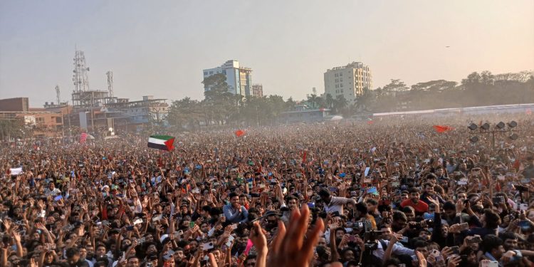 ‘জীবনে এতো মানুষ দেখিনি’, বরিশাল থেকে ফিরে তামিম