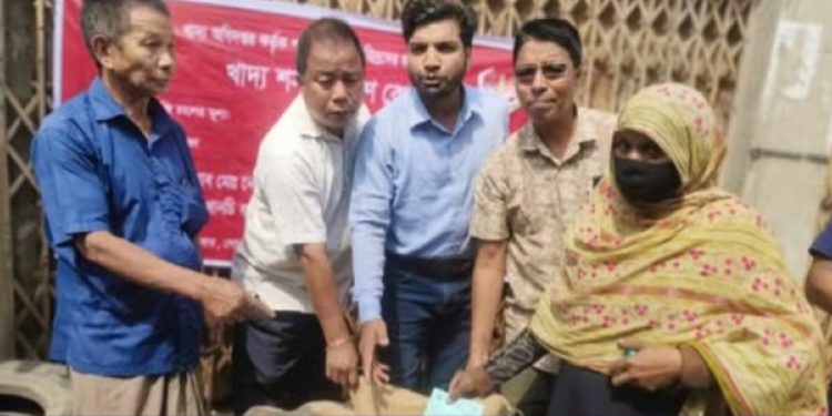 থানচিতে খাদ্যবান্ধব কর্মসূচির চাল পেল ৪২০ পরিবার