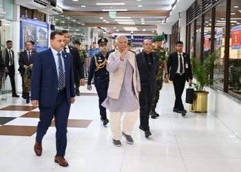 ব্যাংকক গেলেন প্রধান উপদেষ্টা