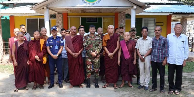 বৈশাবি উৎসব উপলক্ষে আলীকদম সেনাজোনের মতবিনিময় সভা