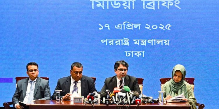 একাত্তরে গণহত্যার জন্য পাকিস্তানকে ক্ষমা চাইতে বলল বাংলাদেশ