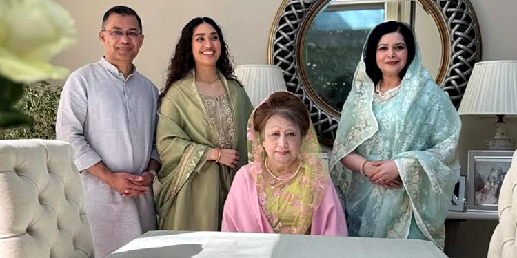 এপ্রিলেই দেশে ফিরছেন খালেদা জিয়া, সঙ্গে থাকবেন দুই পুত্রবধূ