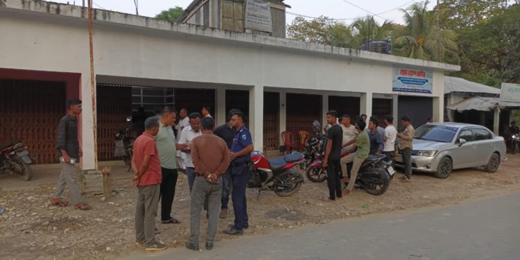 লামায় আবুল খায়ের কোম্পানির অফিসে দুর্ধর্ষ ডাকাতি ; কোটি টাকা লুটের অভিযোগ