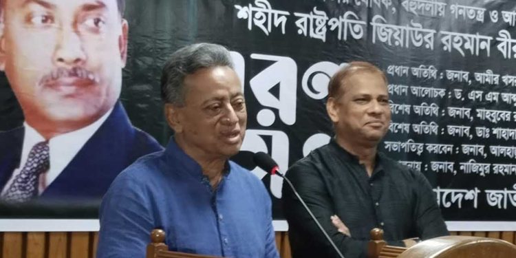 আমরা একটি নির্বাচিত সরকারের অপেক্ষায় রয়েছি : আমীর খসরু