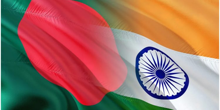 ভারতের স্থলবন্দর দিয়ে বাংলাদেশি পোশাকসহ বিভিন্ন পণ্য প্রবেশে নিষেধাজ্ঞা