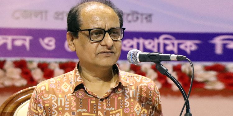 শিক্ষকরা সক্রিয়ভাবে কোনো রাজনৈতিক দলে যোগ দিতে পারেন না
