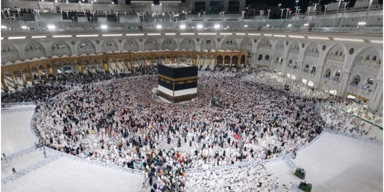 সৌদি পৌঁছেছেন ৫৬ হাজার ৭৬৬ হজযাত্রী