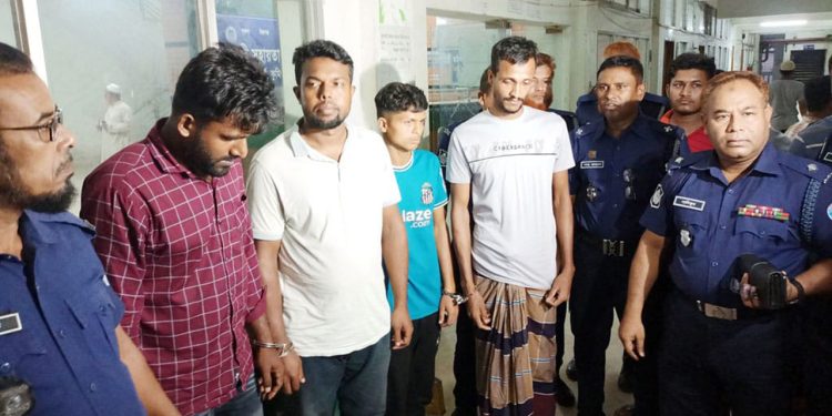 মুরাদনগরের ঘটনায় ভিডিও ভাইরালকারী ৪ জনকে কারাগারে প্রেরণ