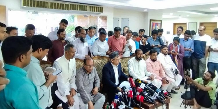 প্রধানমন্ত্রীর পদে ১০ বছর সময়ে শর্তসাপেক্ষে একমত বিএনপি