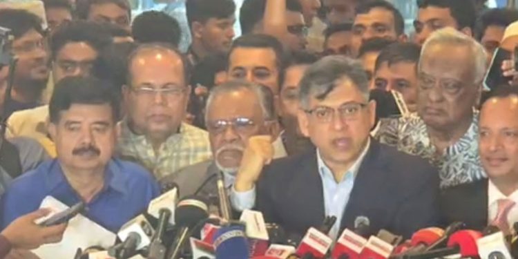 সব দল ডিসেম্বরের মধ্যে নির্বাচনের মতামত দিয়েছে : সালাহউদ্দিন আহমেদ