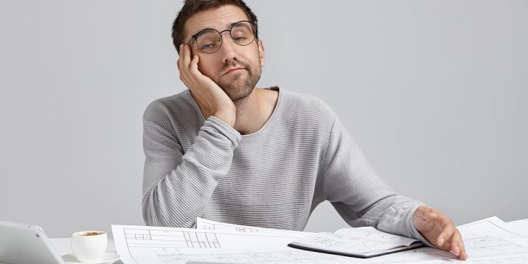 লিভারে অতিরিক্ত চর্বি জমছে না তো? লক্ষণগুলো জেনে নিন