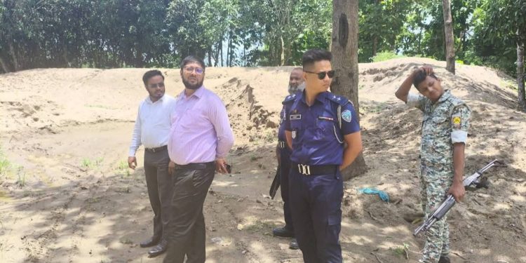 লামায় ৪০ হাজার ঘনফুট বালি জব্দ