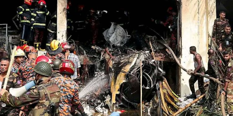 মাইলস্টোনে বিমান দুর্ঘটনায় নিহত বেড়ে ৩৩, হাসপাতালে ৫০ জন