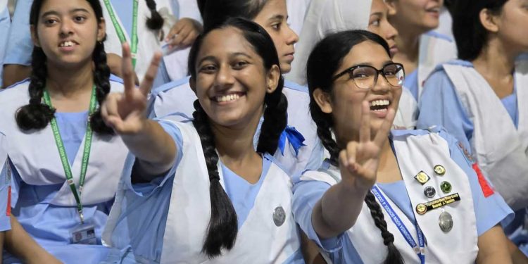 এসএসসি ও সমমানে পাসের হার ৬৮.৪৫ শতাংশ