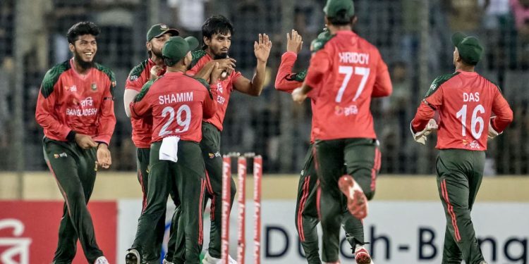 ইতিহাস গড়ে পাকিস্তানের বিপক্ষে সিরিজ জিতল বাংলাদেশ