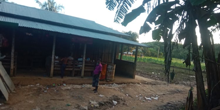 আদালতে মিথ্যা মামলা দিয়ে হয়রানির অভিযোগ