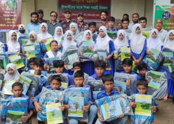 নাইক্ষ্যংছড়ি বিজিবির চিকিৎসা সেবা ও শিক্ষা উপকরণ