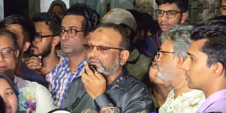 ঢাবির হলে ছাত্ররাজনীতি নিষিদ্ধ থাকবে : উপাচার্য