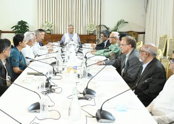 ফেব্রুয়ারির প্রথমার্ধে নির্বাচনের কোনও বিকল্প আমাদের হাতে নেই : ইউনূস