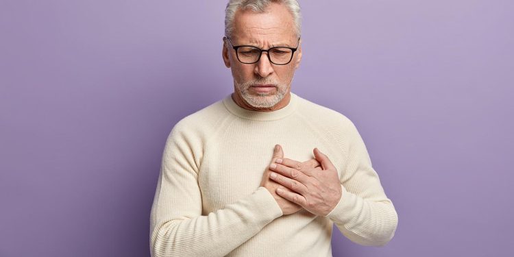 শরীরের যেসব সমস্যা হৃদরোগের ঝুঁকি বাড়ায়