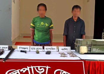 বান্দরবানের গ্রেনেড,পিস্তল,অস্ত্রসহ ২ যুবক আটক