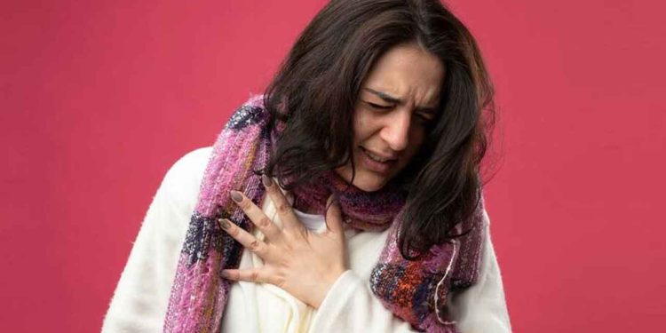 শীতে বাড়ে হার্ট অ্যাটাকের সম্ভাবনা, সতর্ক থাকতে যা করবেন